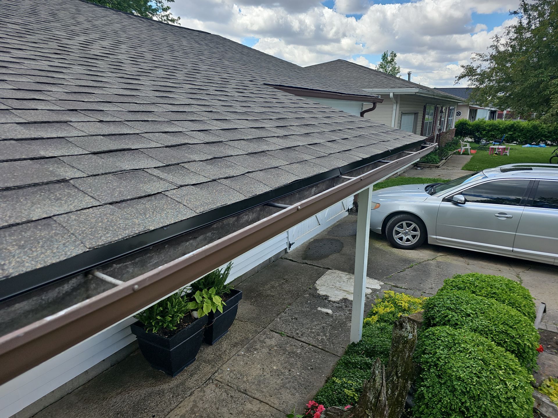 Roofing by Elite Roofing and Exteriors LLC