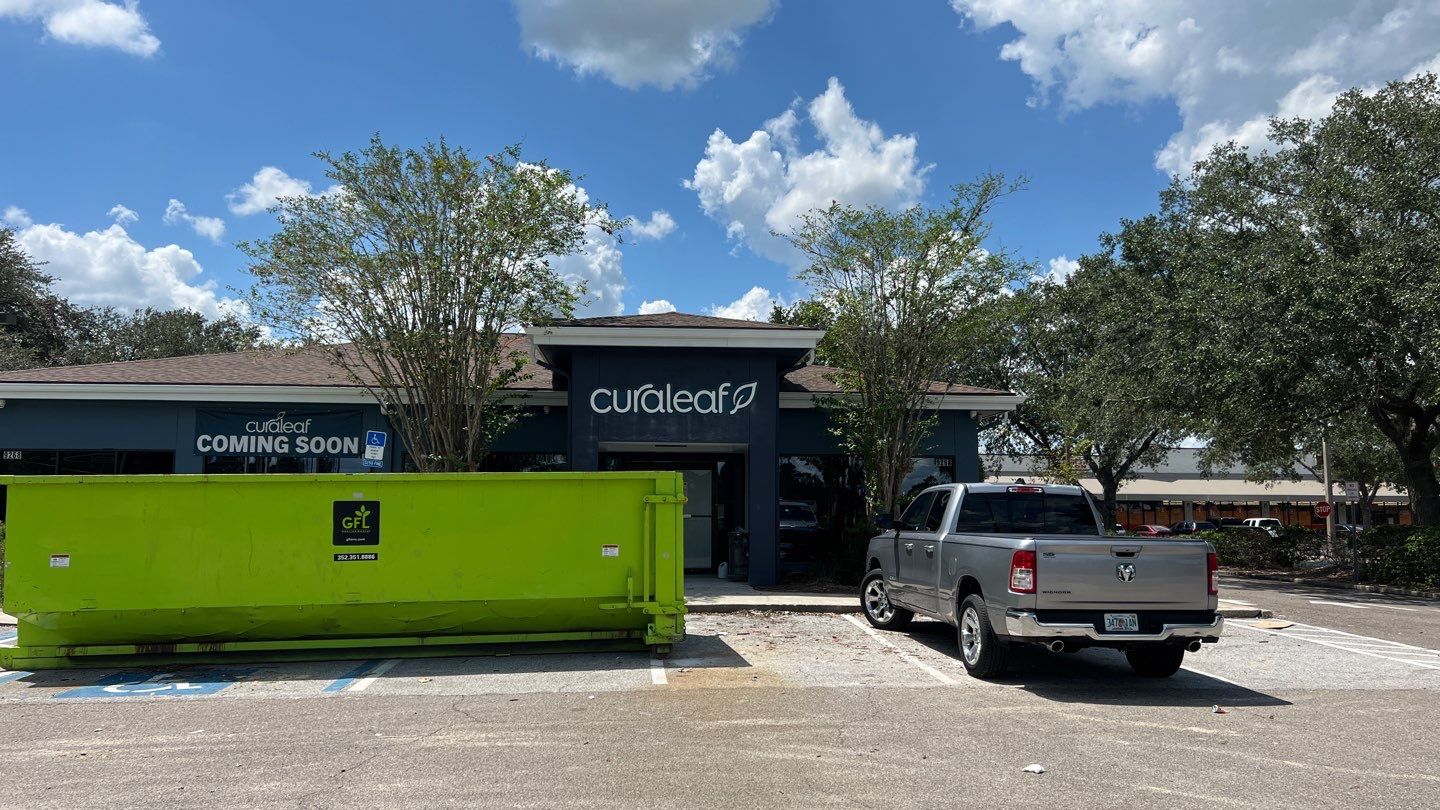 Curaleaf Receive and Install for Sign Partner by SignCrafters