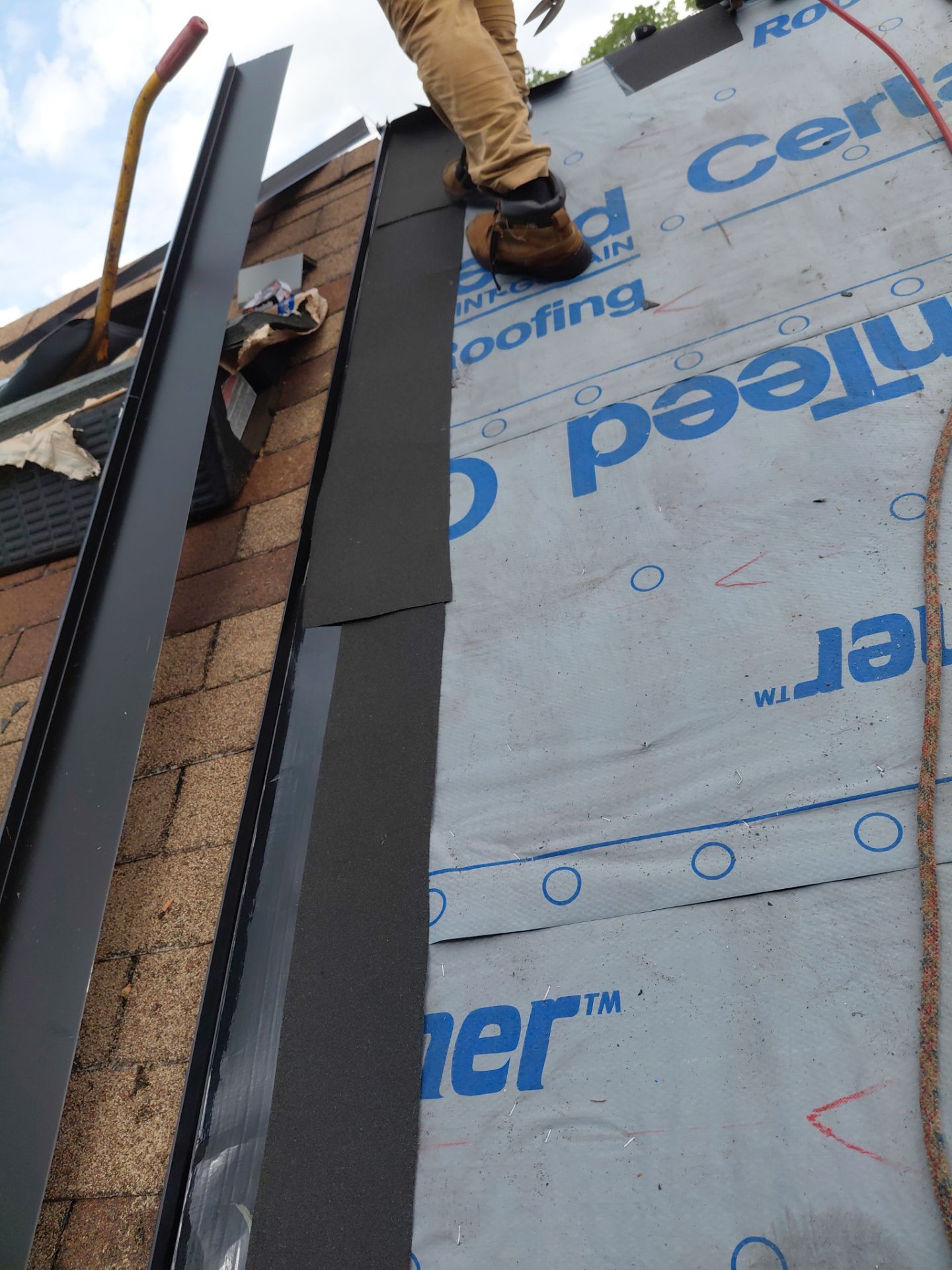 Arlington: Residential Roof Replacement with CertainTeed Landmark Pro in Max Def Pewterwood by RM Banning, Inc.