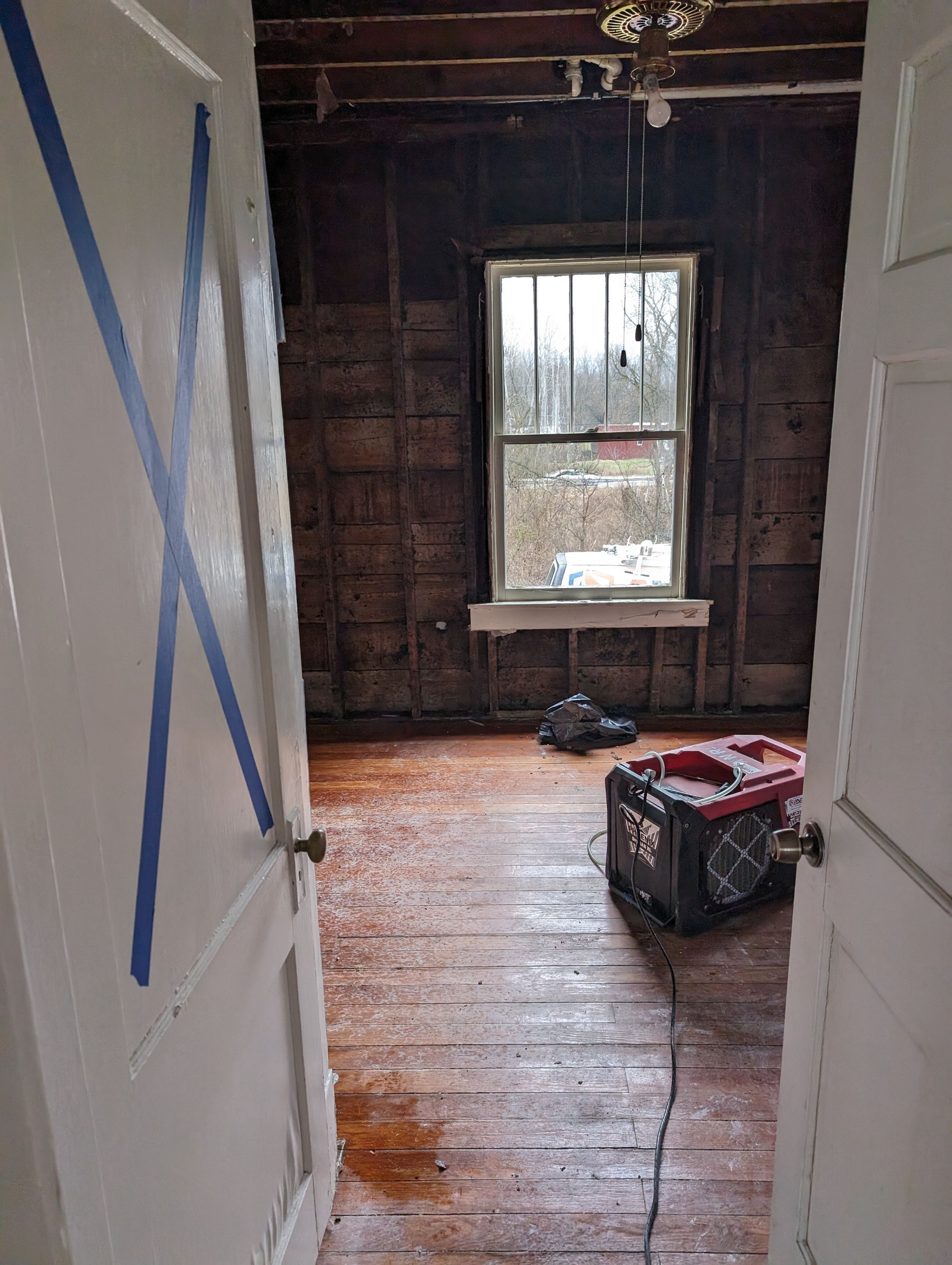 Emergency Service Water Mitigation in Louisville, KY by ANR Restoration