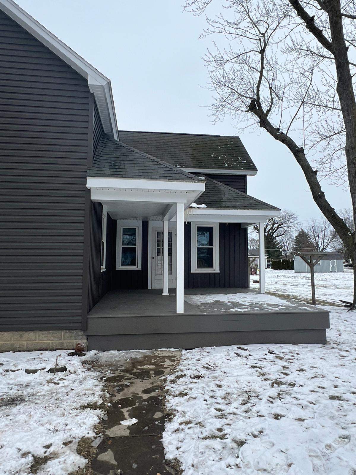 Residential fascia replacement using Exterior Portfolio 4.5 DL - Peppercorn by Nitro Roofing and Construction