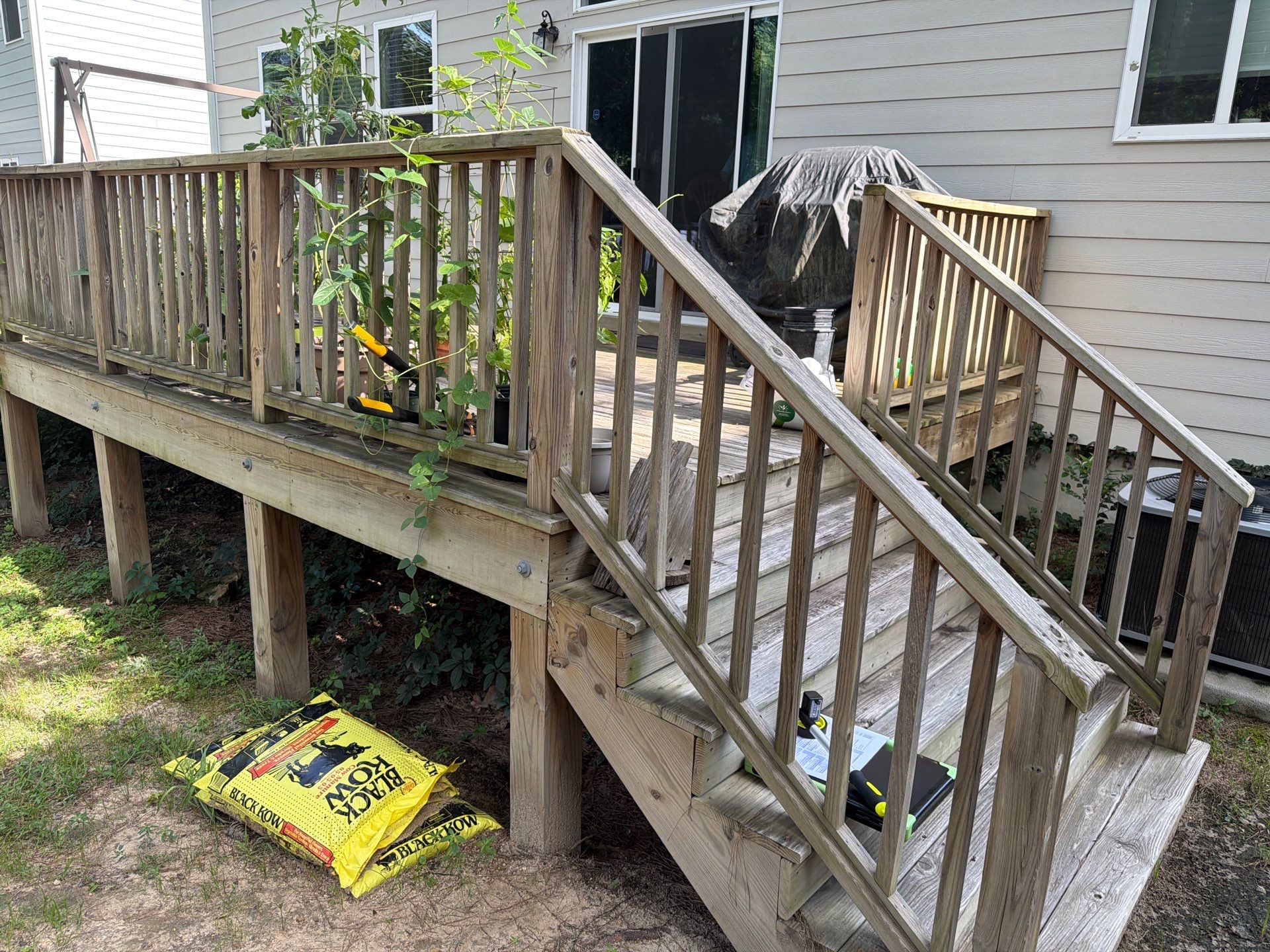 Deck using Wood Sealant by DuraSeal