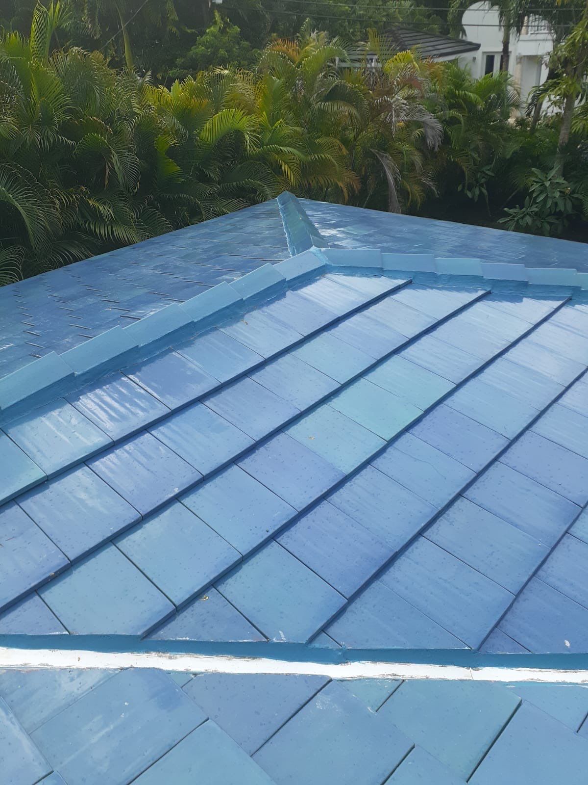 Ludowici - Classic 16 - Mediterranean Blue Gloss by Istueta Roofing
