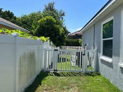 Vinyl Fence Installation using Vinyl Picket Fence