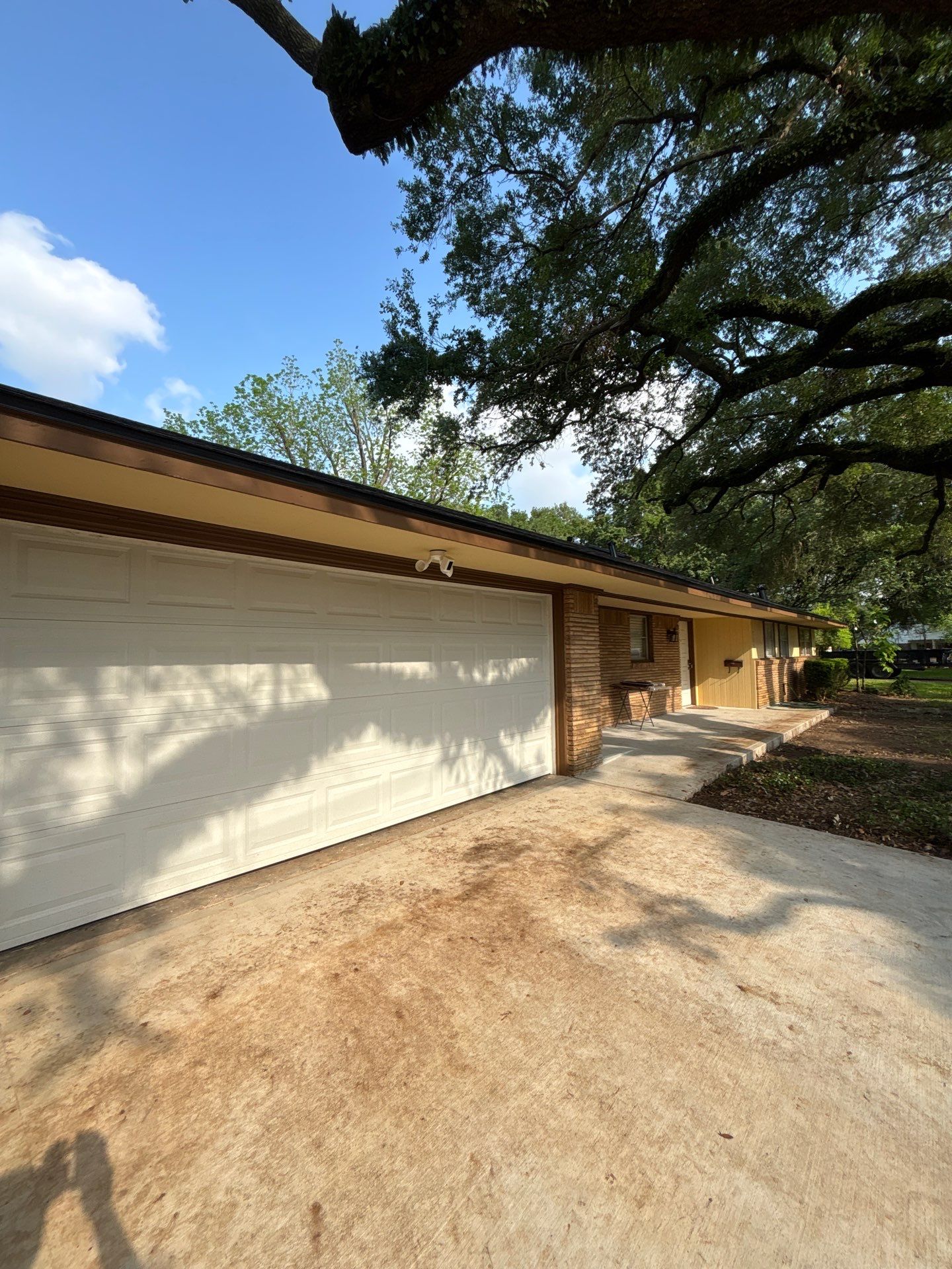 Roof Replacement Sugarland by Roof Repair Company