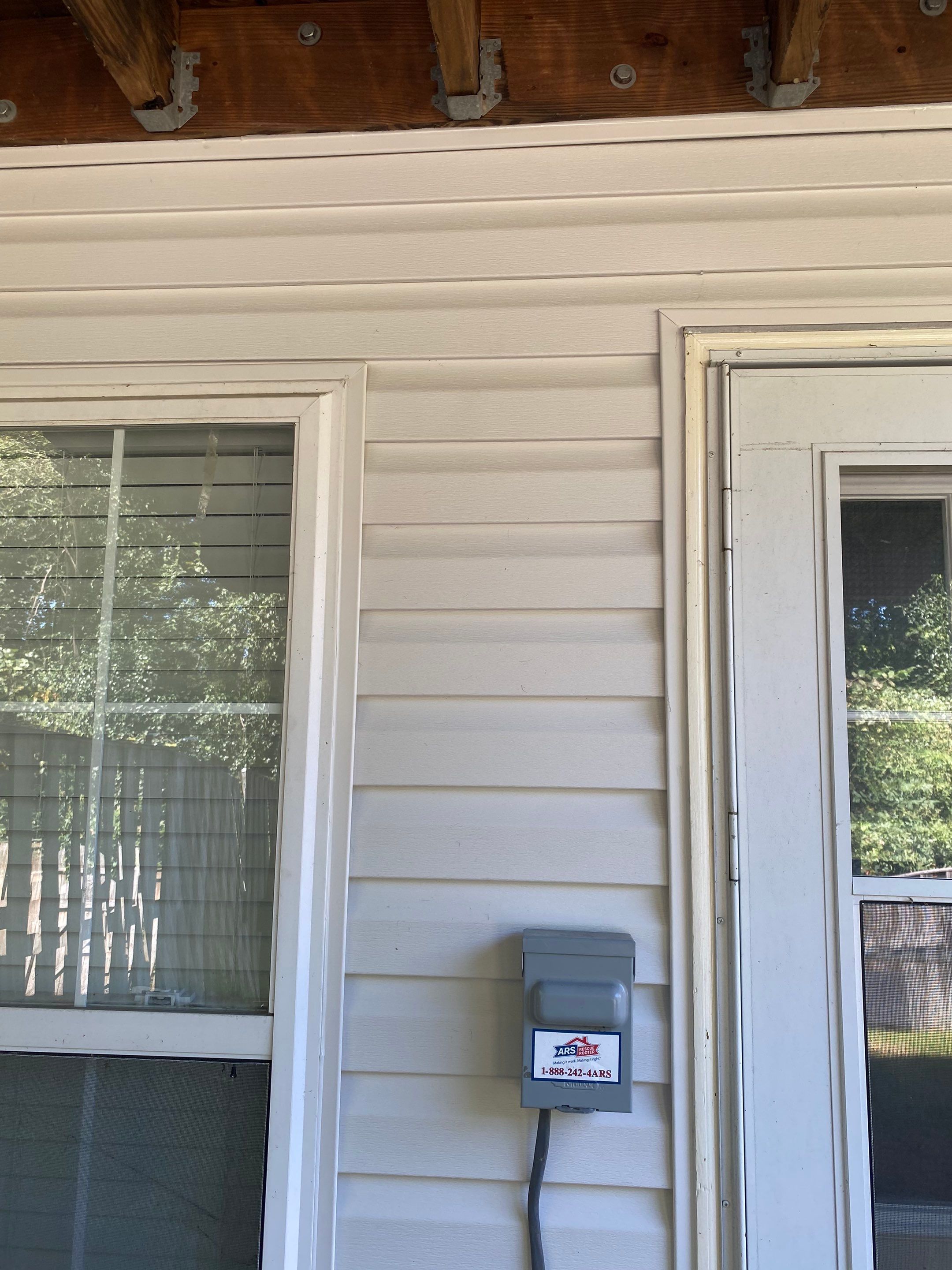Woodbridge: Siding Replacement with Mastic Ovation Vinyl siding in Linen  by RM Banning, Inc.