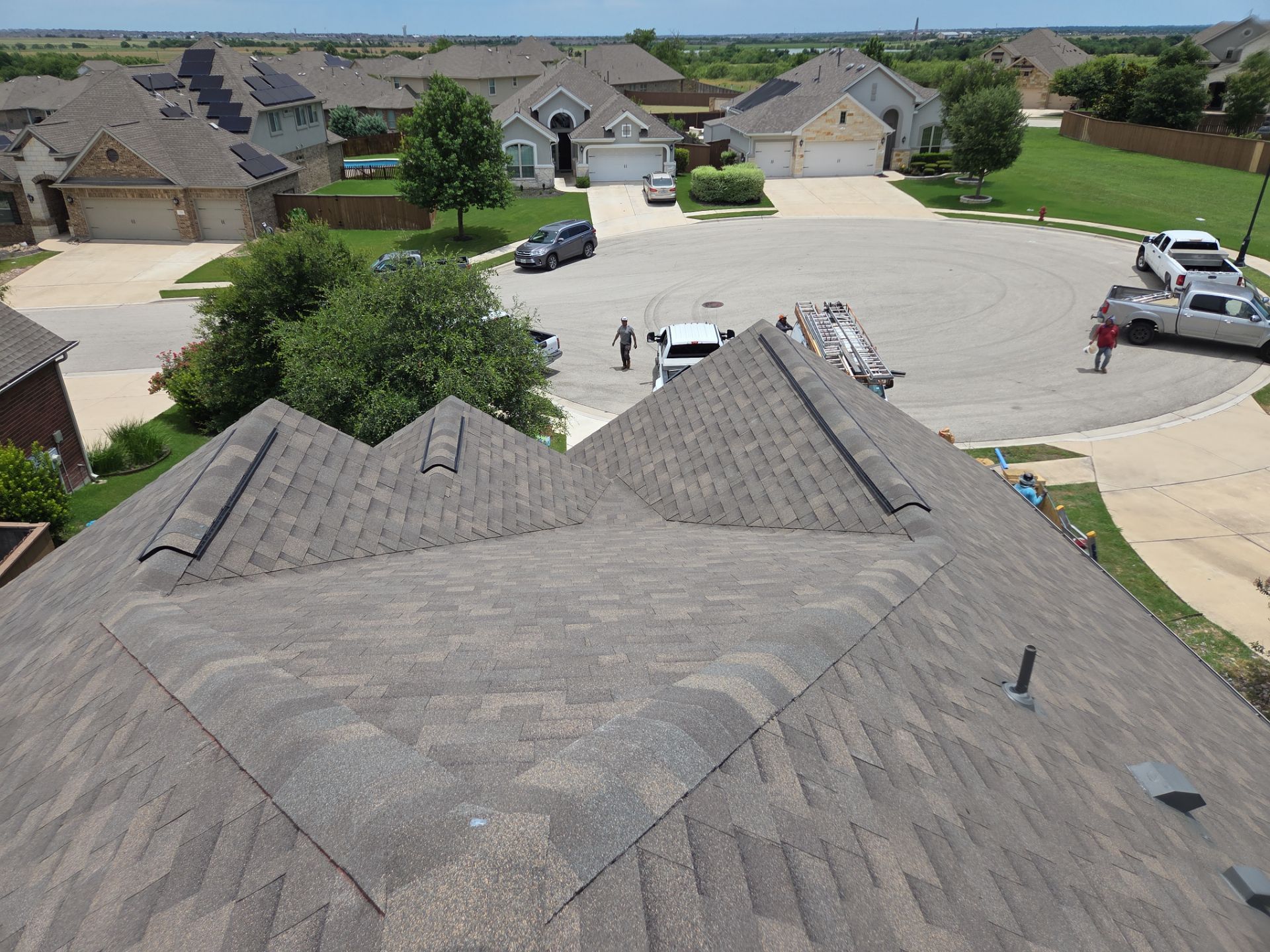 Weathered Wood - Malarkey Vista by RoofsOnly.com