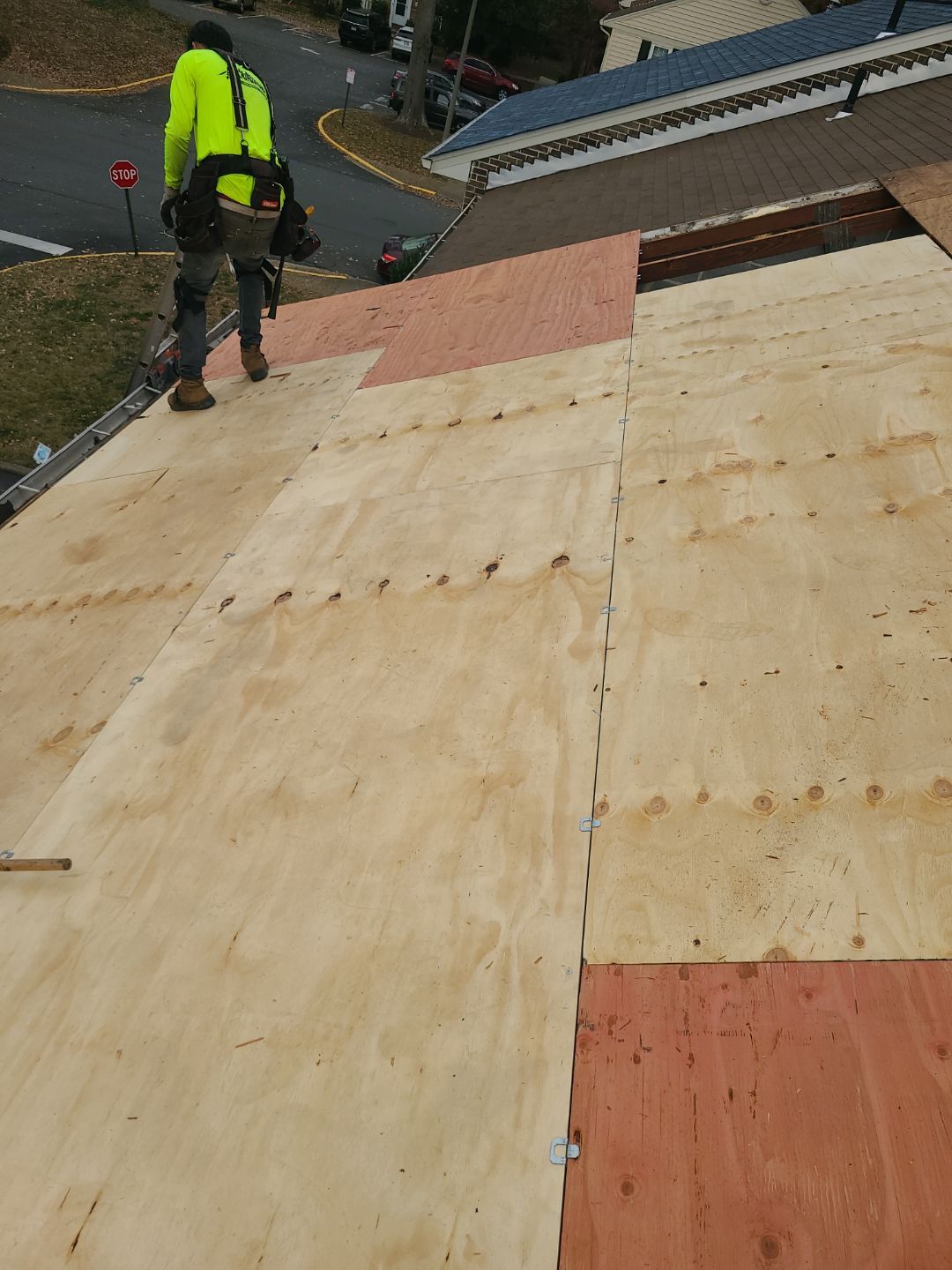 Springfield: Residential Roof Replacement with CertainTeed Landmark Pro in Max Def Burnt Sienna by RM Banning, Inc.