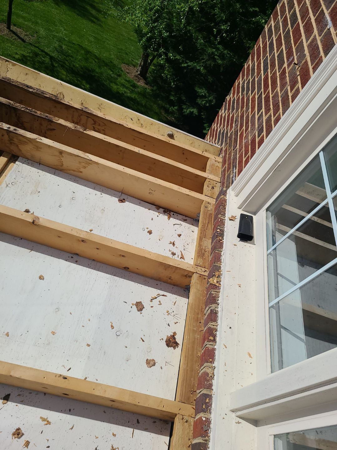 Springfield: CertainTeed Landmark Pro Designer Shingles in Max Def Charcoal Black by RM Banning, Inc.