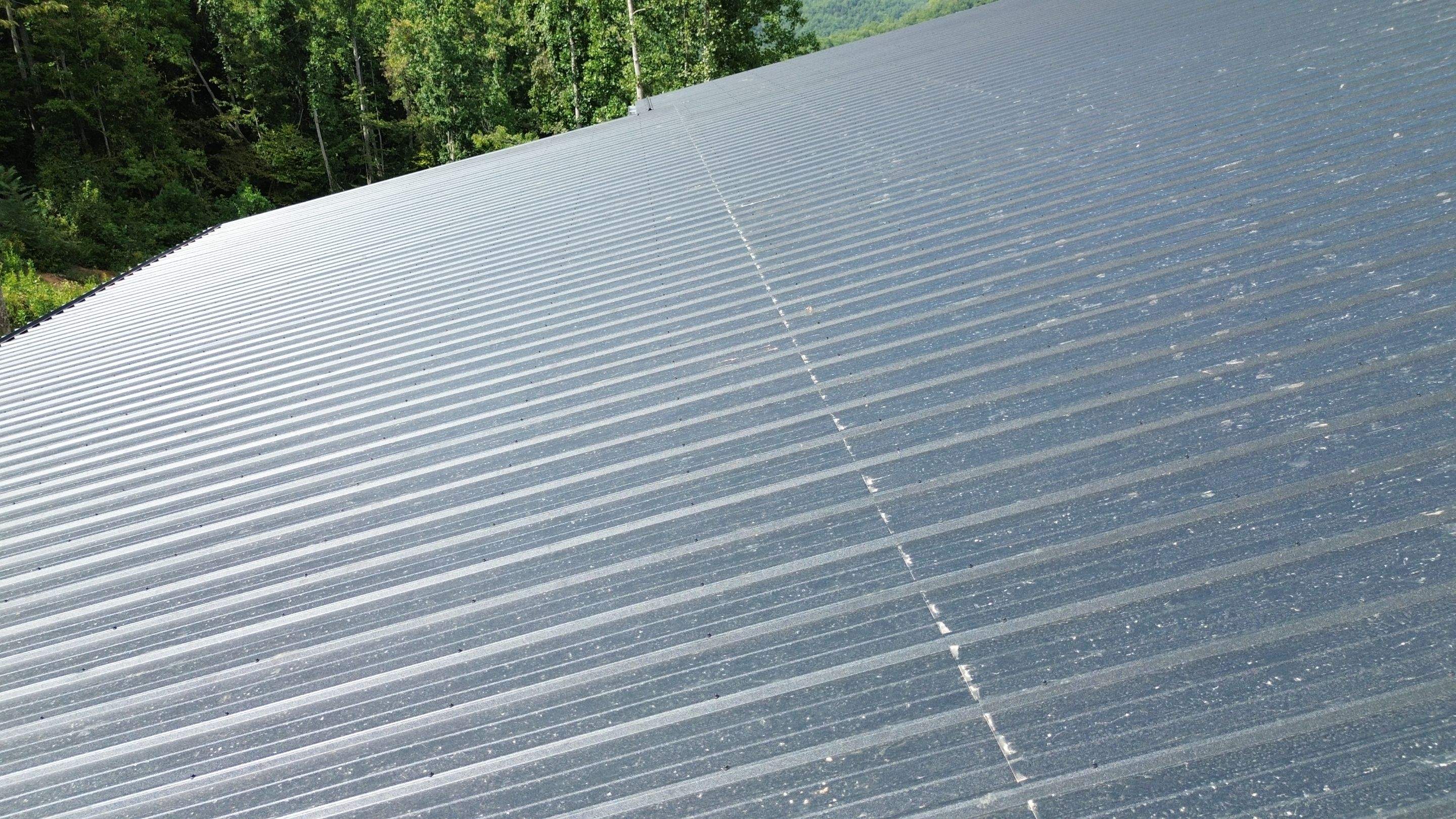 Lot 32 by Omnia Roofing