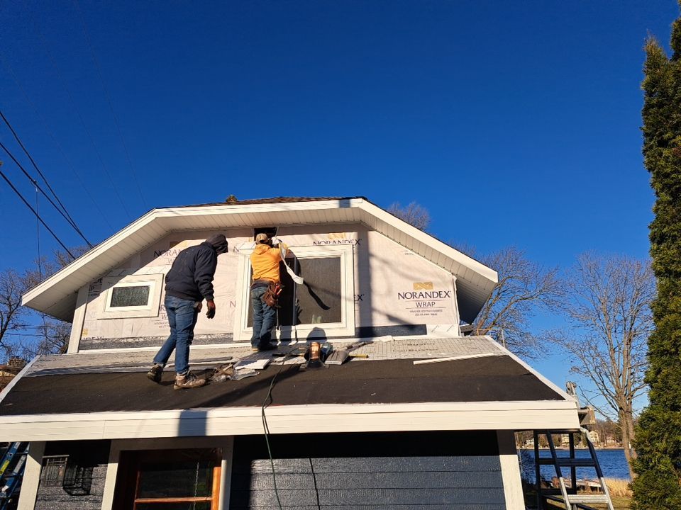 Siding and Window Replacement in Plymouth, WI by Gellings Roofing & Siding
