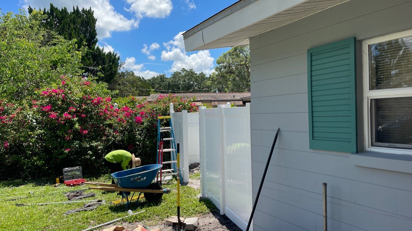Sarasota, FL 6ft. Tall White Vinyl Privacy Fence by Asap fence and gates, LLC