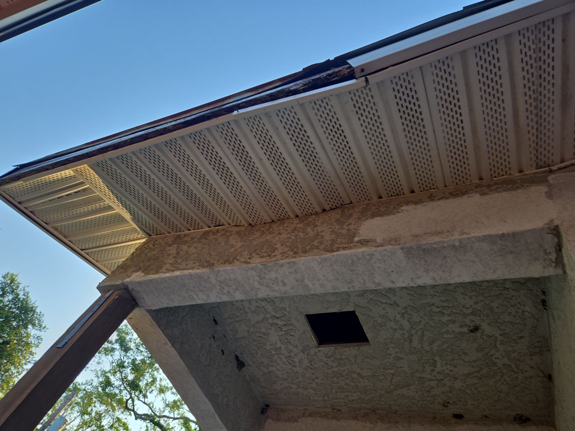 Project in St. Petersburg 33705 by Mitchell Roofing Company LLC 
