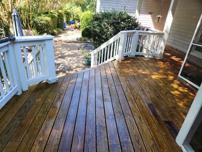 Deck using Wood Sealant
