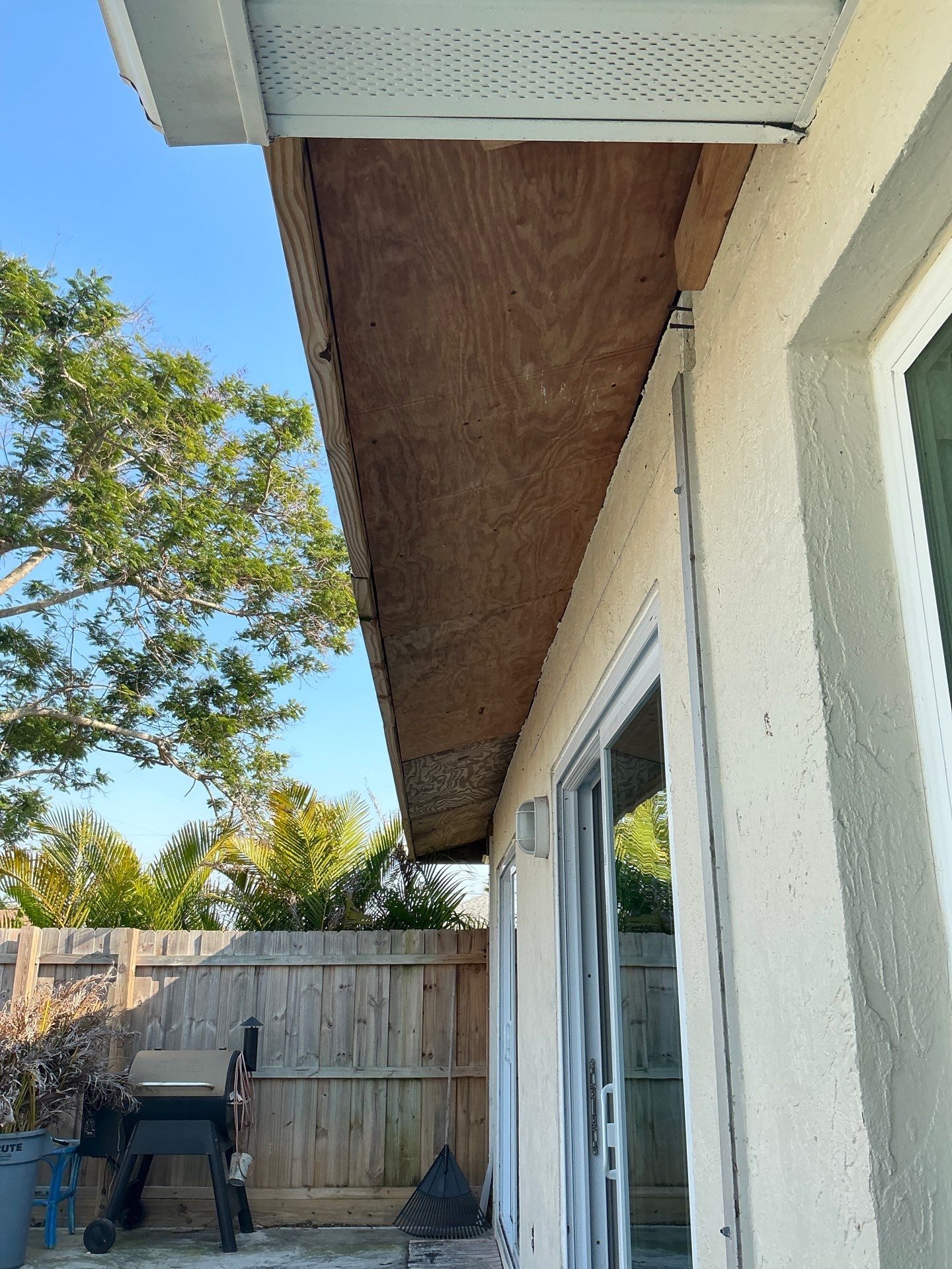 Soffit and Fascia Installation in Venice FL by Gutter Professors
