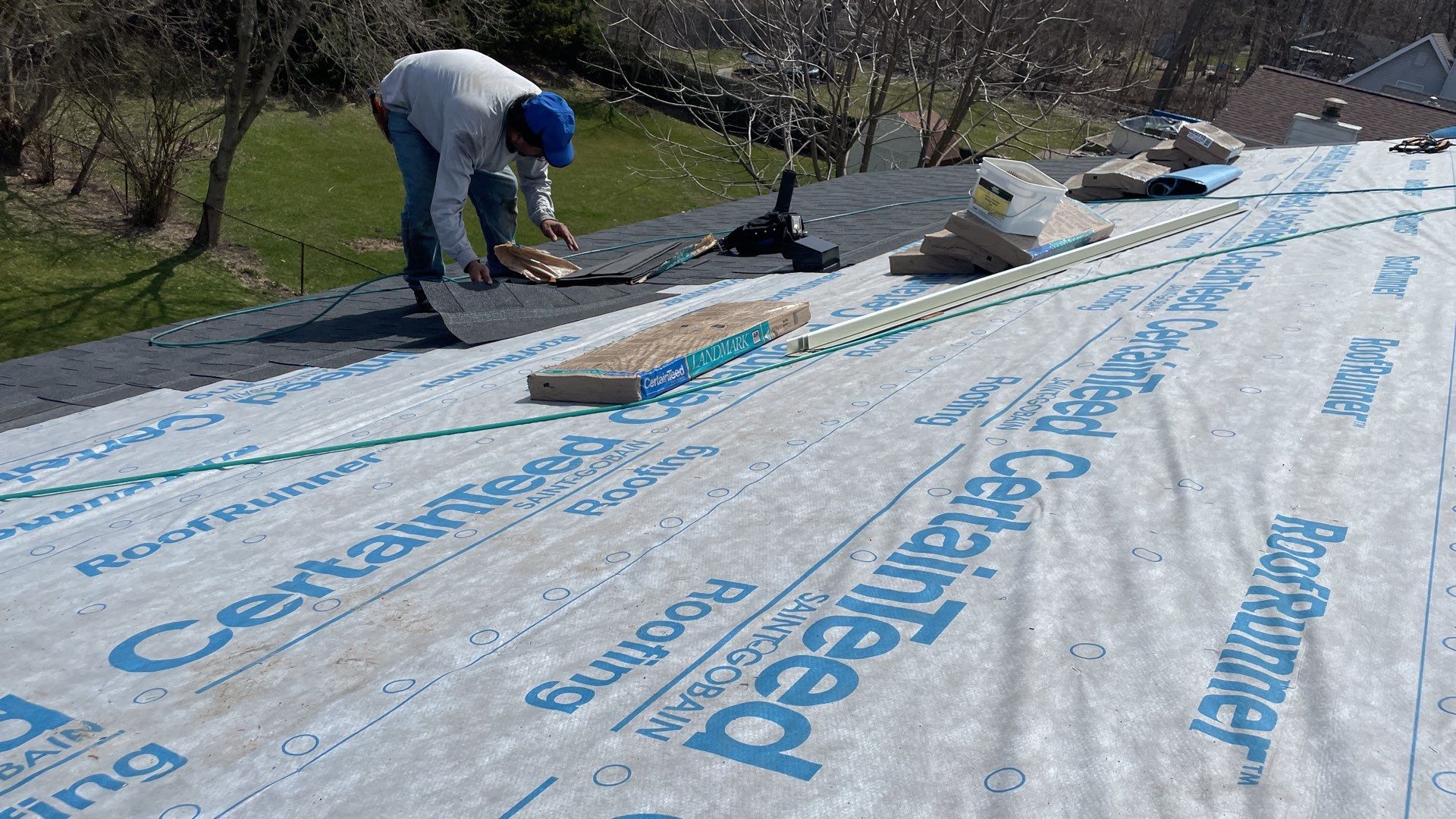 Roof Replacement using CertainTeed Landmark by 180 Contractors