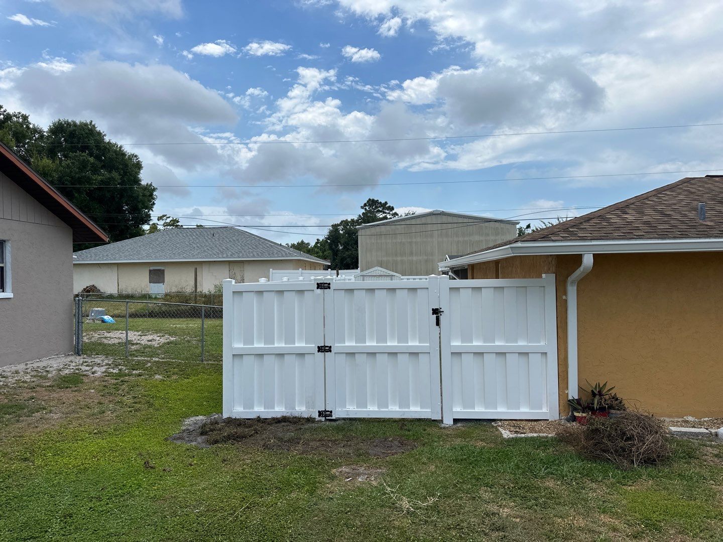 Vinyl Fence Installation using 6Ft Shadowbox Vinyl Privacy Fence by Asap fence and gates, LLC