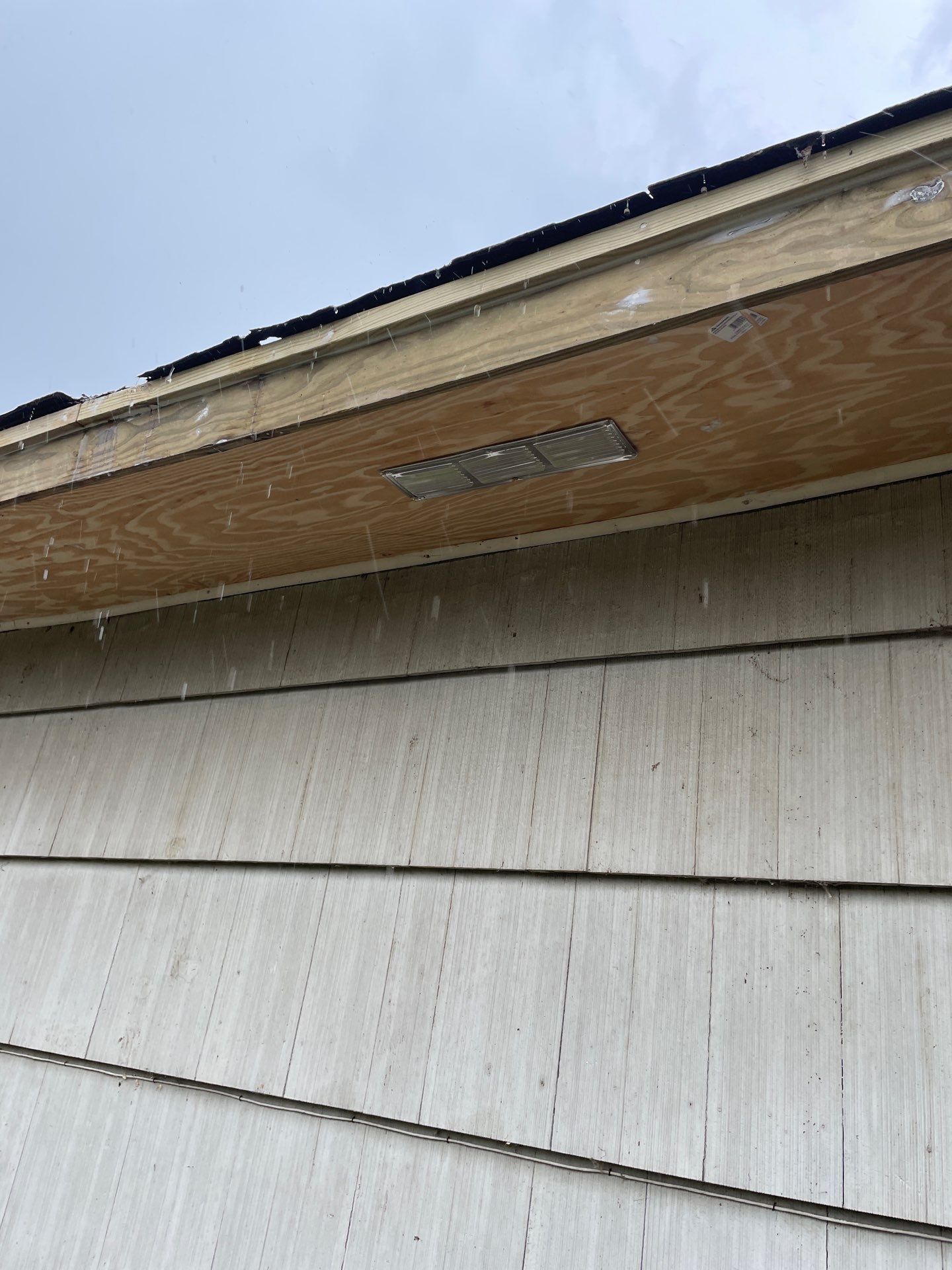 Hail Damage using Owen's Corning Duration (Lifetime) Shingles by Roof Repair Company