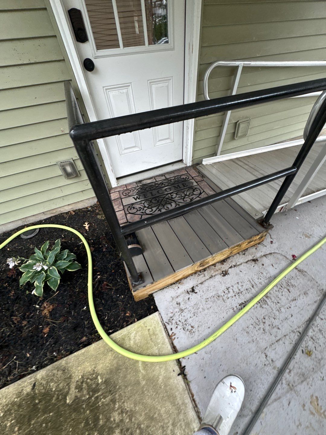 Residential Cleaning by SJ Exterior