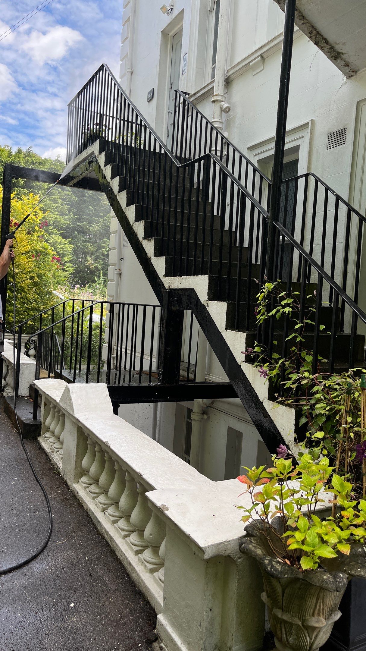 Render and patio clean using Pureseal Biocide by Ges Exterior Cleaning ltd