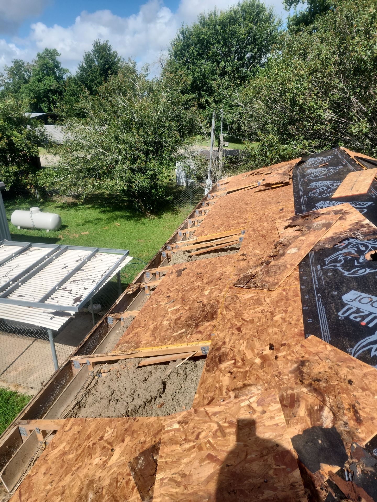 Residential Roofing Installation using Owen's Corning Duration (Lifetime) Shingles by Roof Repair Company