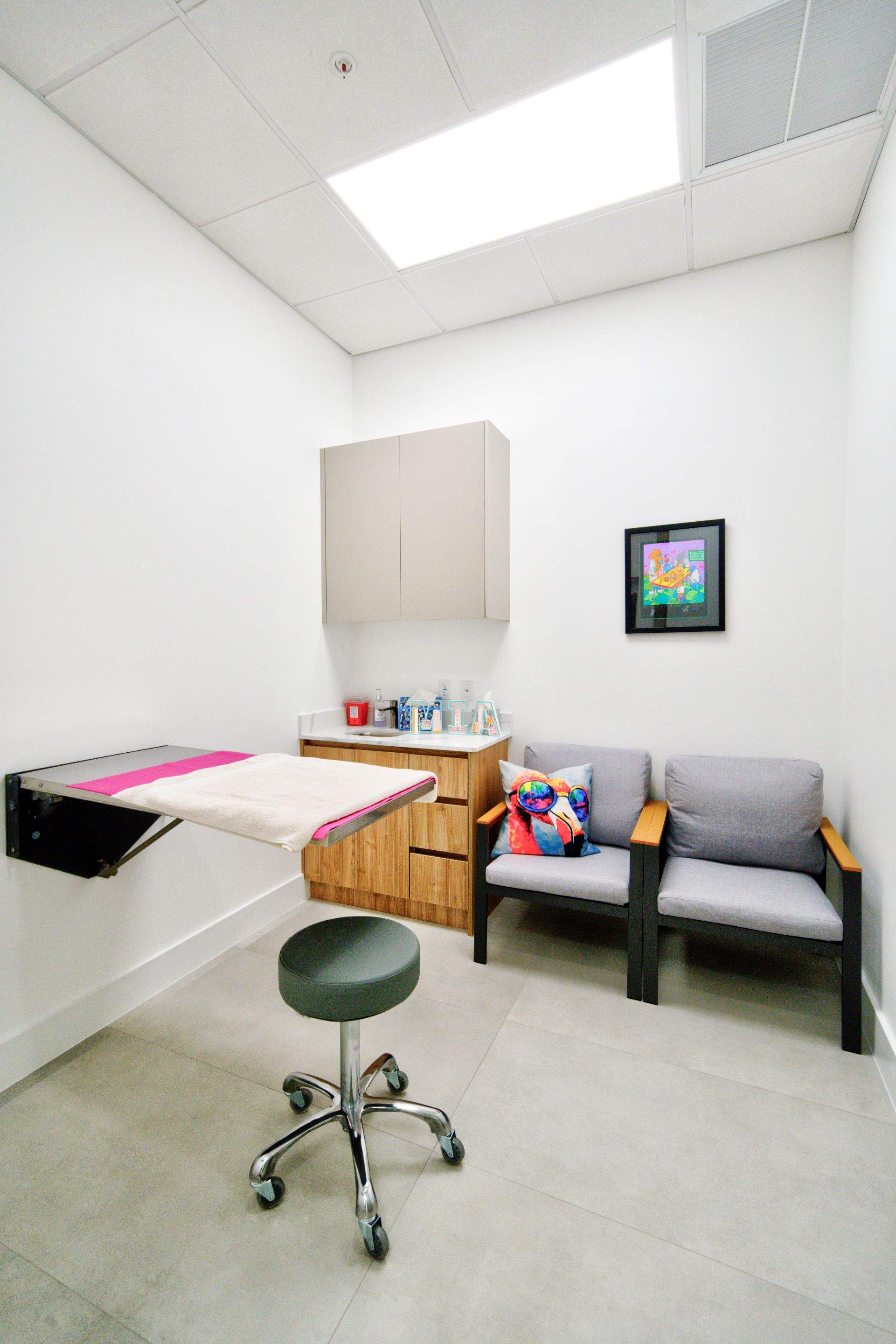 Happy Pet Eyes by Ruiz Construction Inc