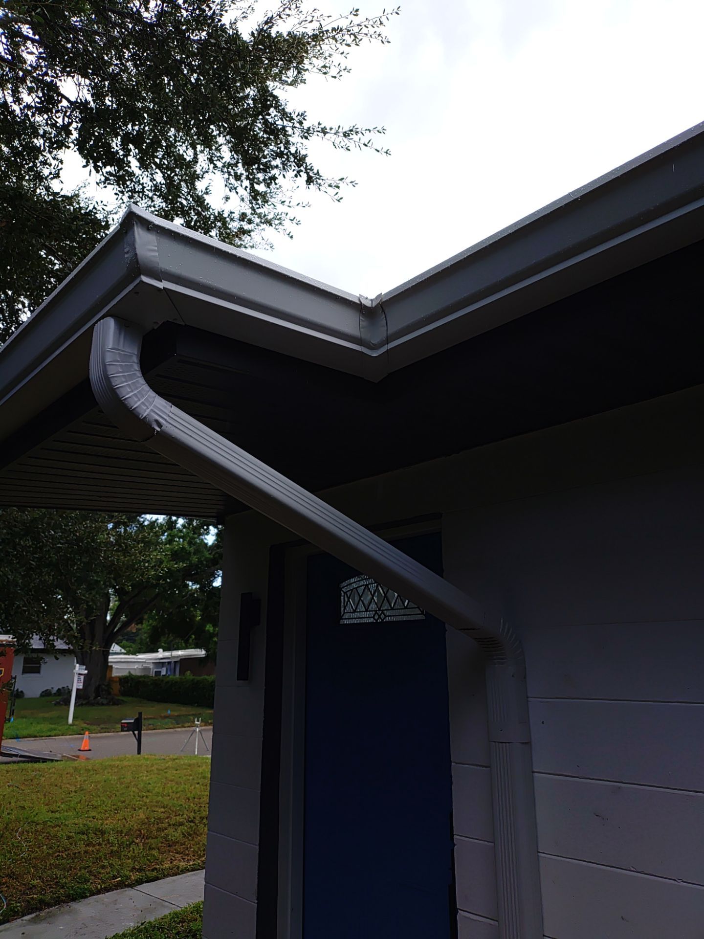 White Seamless Gutters for Coastal Homes in Tampa FL by Gutter Professors