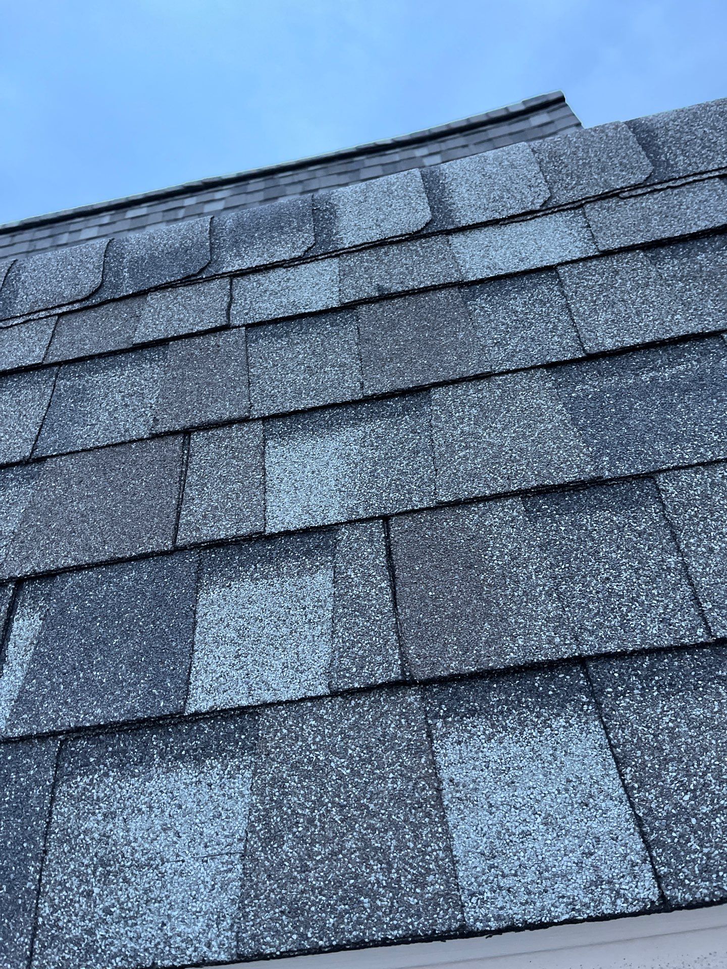 Alexandria: CertainTeed Landmark Pro Designer Shingles in Max Def Georgetown Gray by RM Banning, Inc.