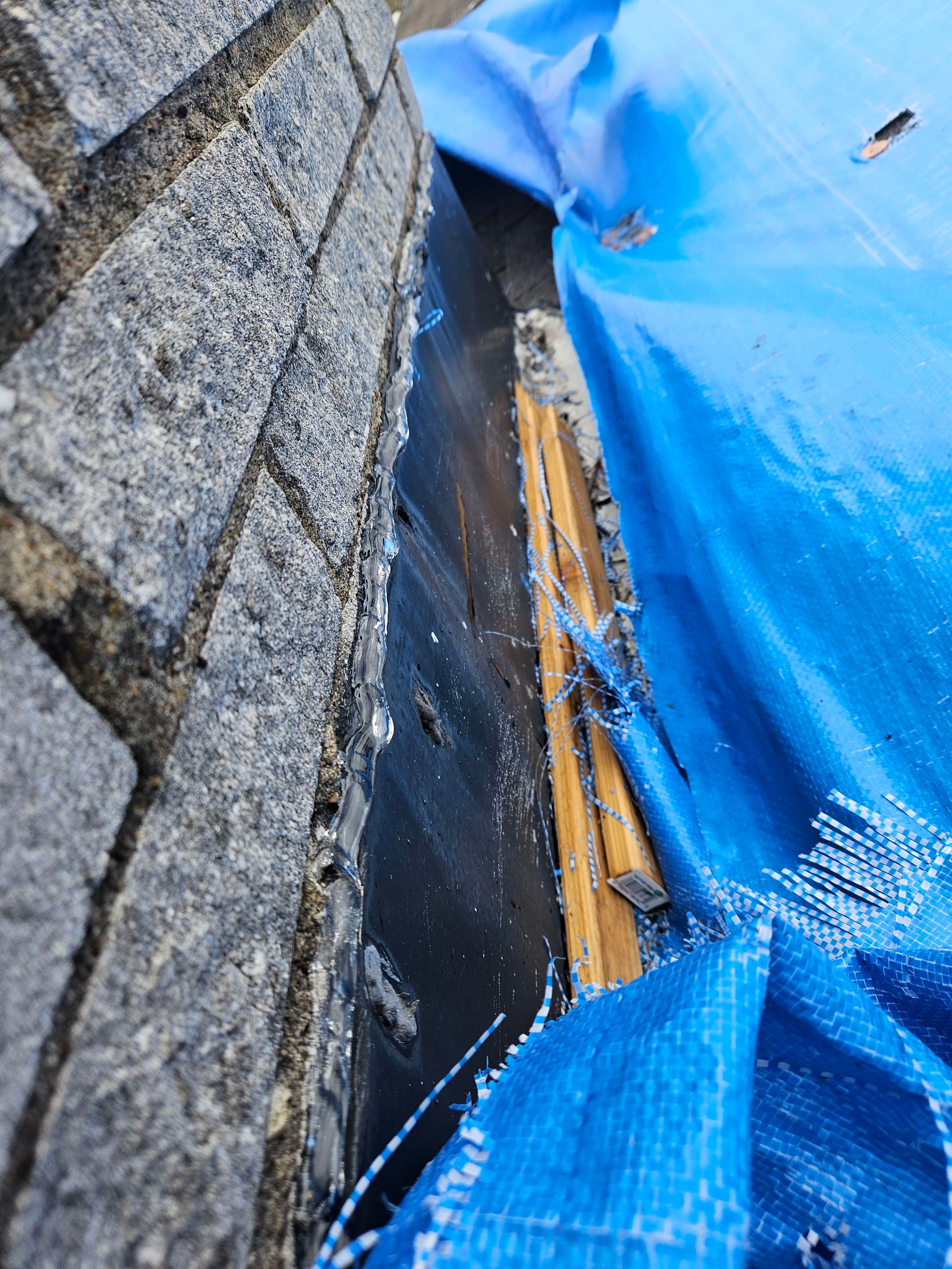 EMERGENCY TARPING ROOF BEFORE STORM using TARP by Absolute Roofing and Construction