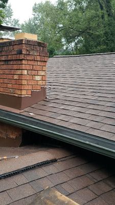 Brand: Atlas Pinnacle Color: Pristine Scotchgard Hickory Drip: White