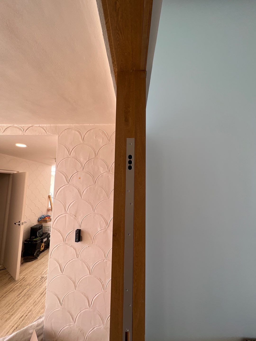 7774 - FISHER ISLAND by Impact Precious Wood Inc.