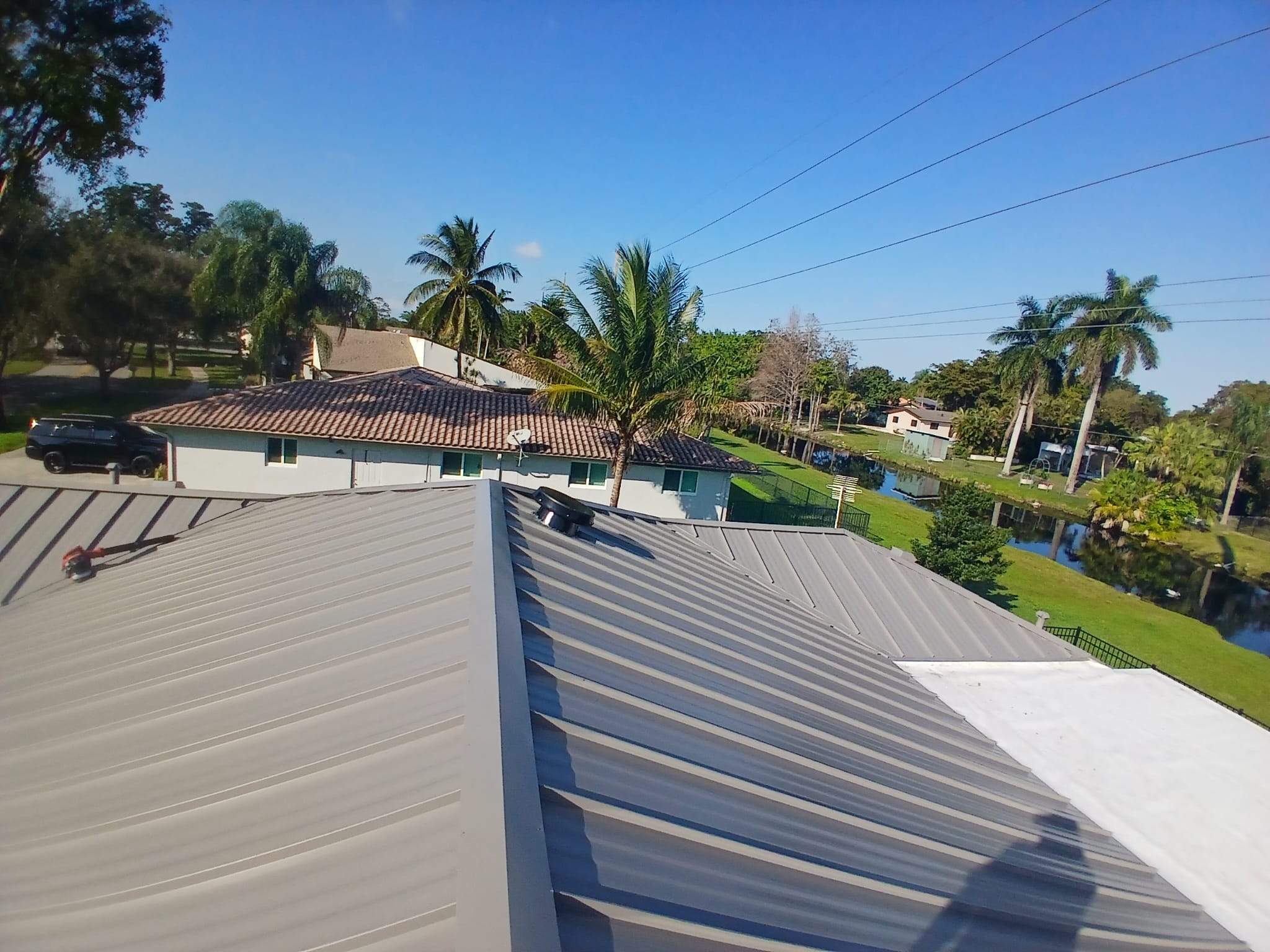 Roofing Reina featured photo.