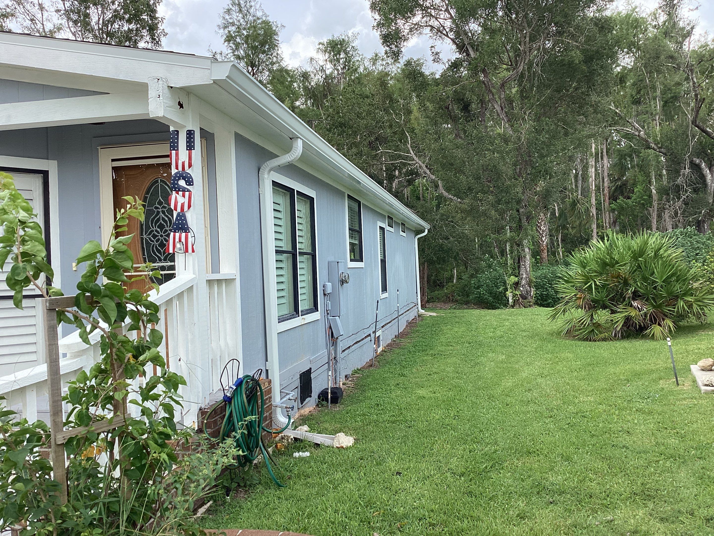 6 Inch Seamless Gutters using K-Style Gutters by Gutter Professors