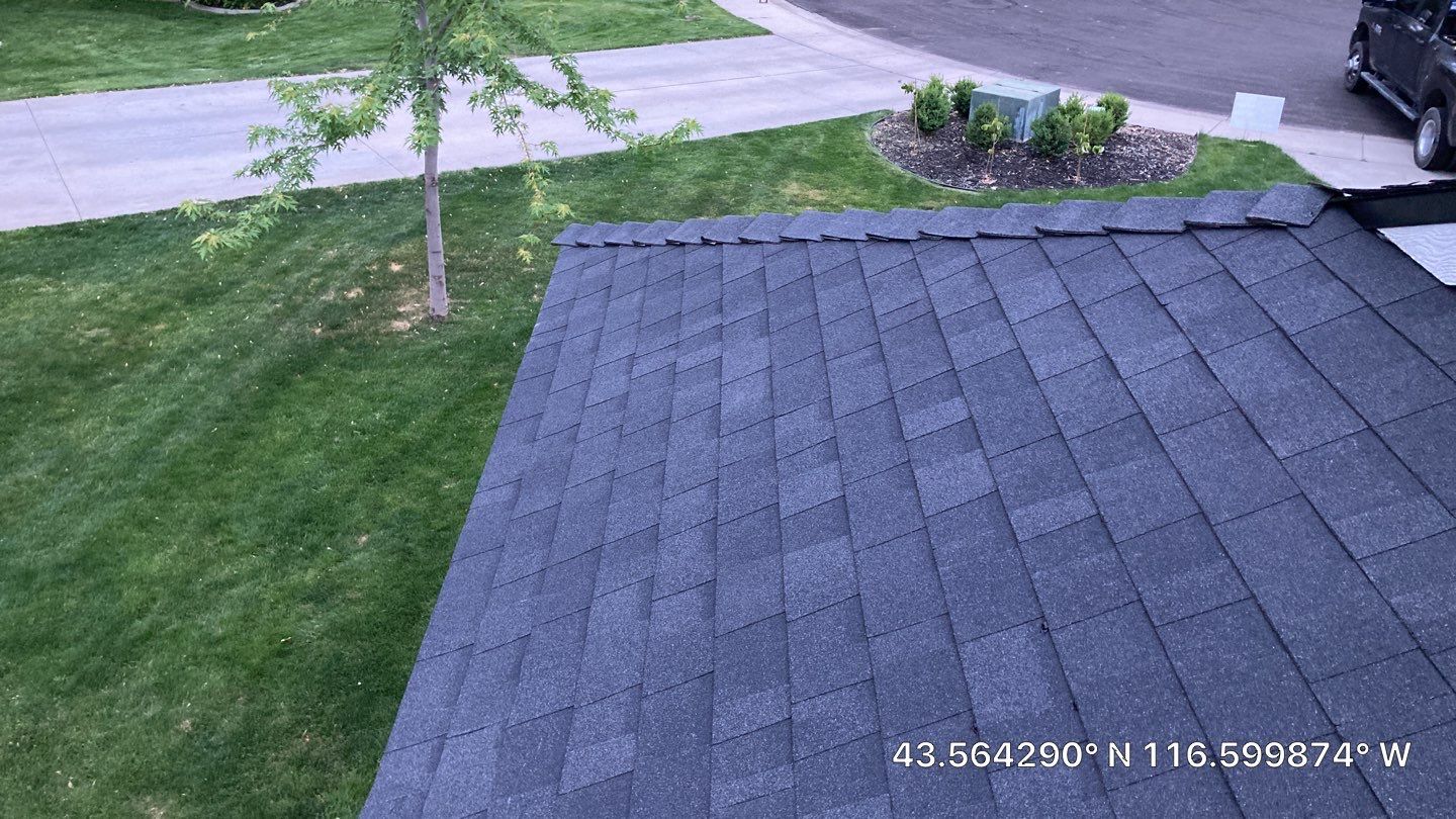 Nampa Idaho Single Level Residential Roofing Installation using Owens Corning by ID Roofing LLC
