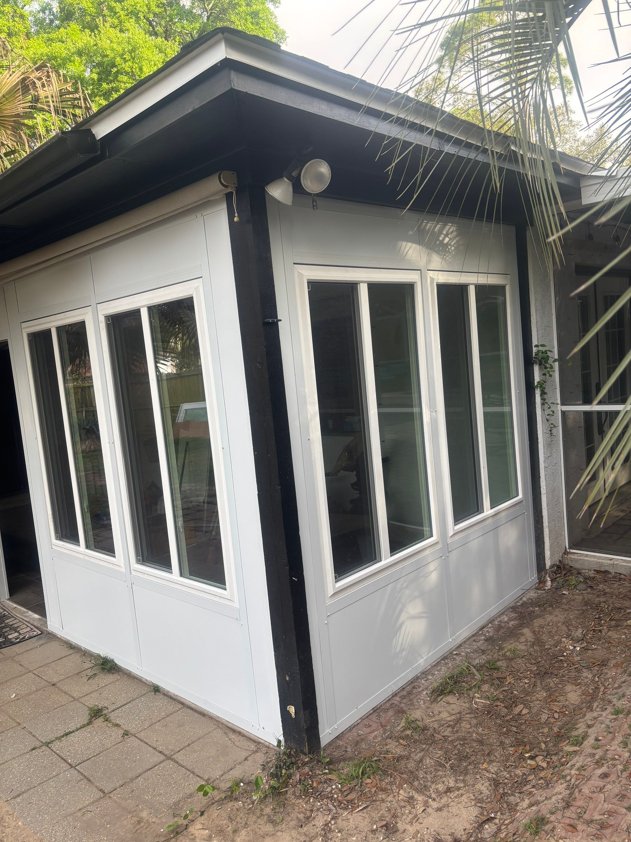 Glass Room in Pensacola  by Titan Sunrooms