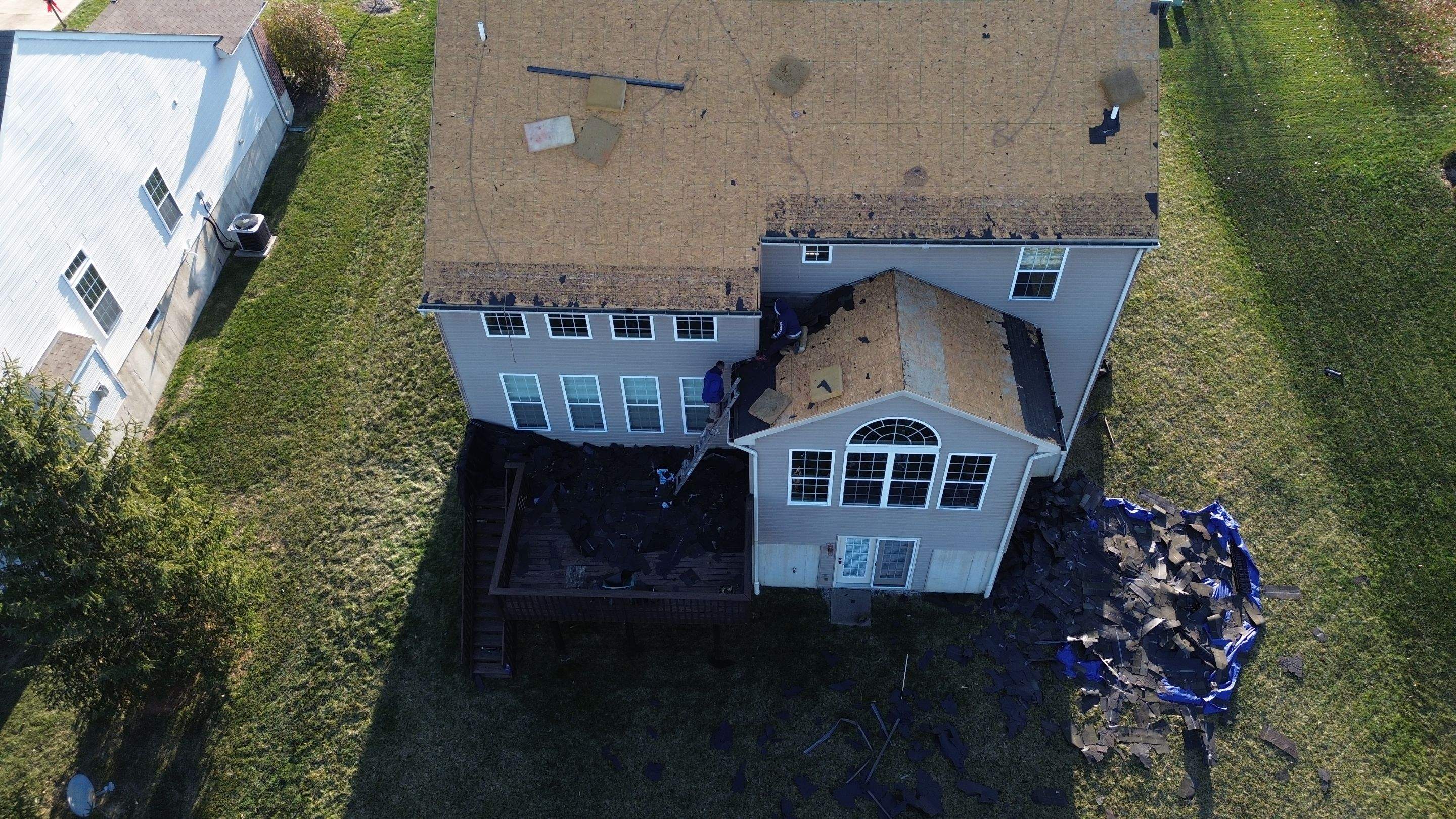 Liberty Township - Pristine Black by Tamlin Roofing