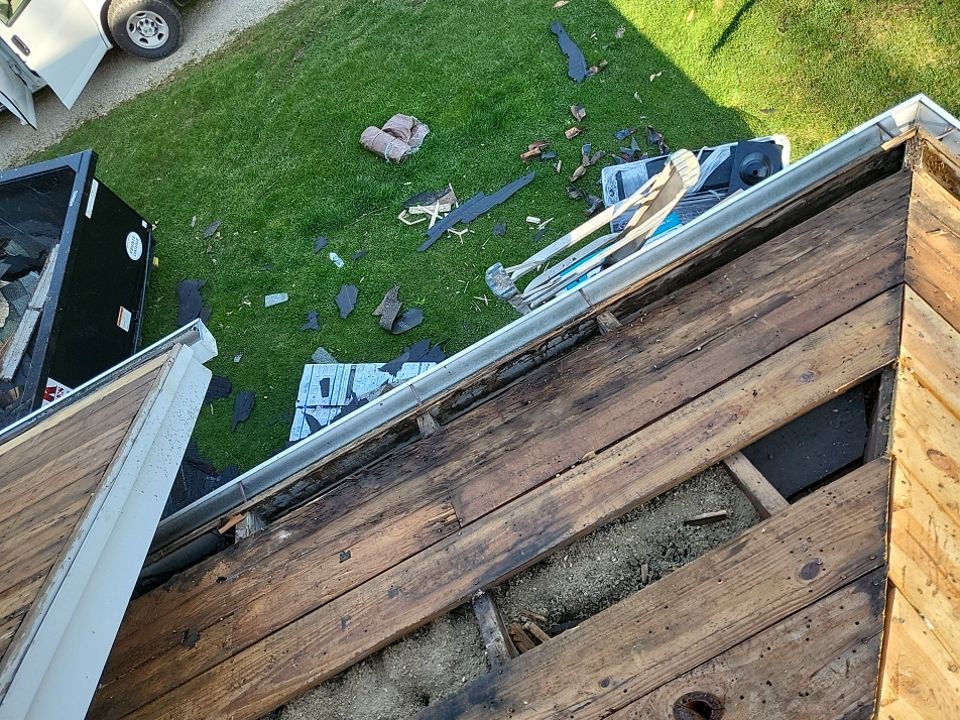 ATLAS PINNACLE COLOR: COASTAL GRANITE DRIP EDGE: BLACK by Eagle Eye Roofing