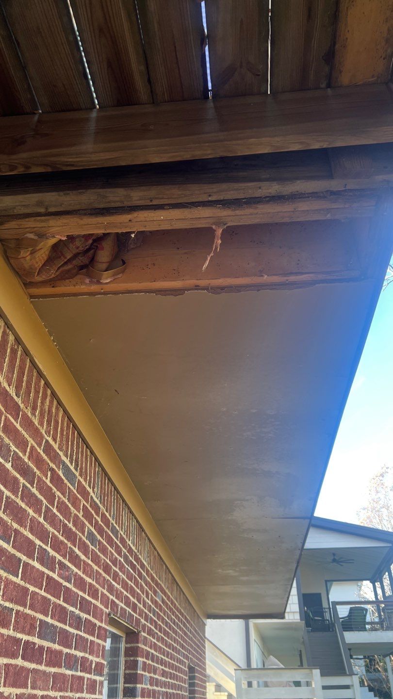 Shades Crest - Deck by Pillar and Pine