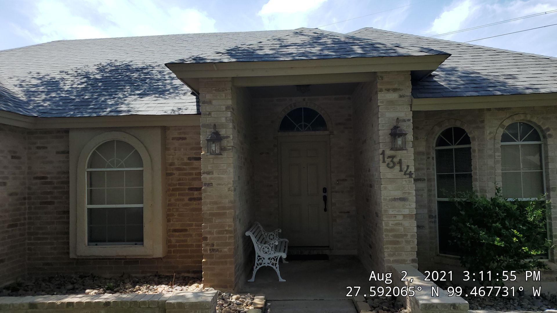 Residential Roofing Installation using Owens Corning - Oakridge by JM Flores Roofing & Construction, Inc