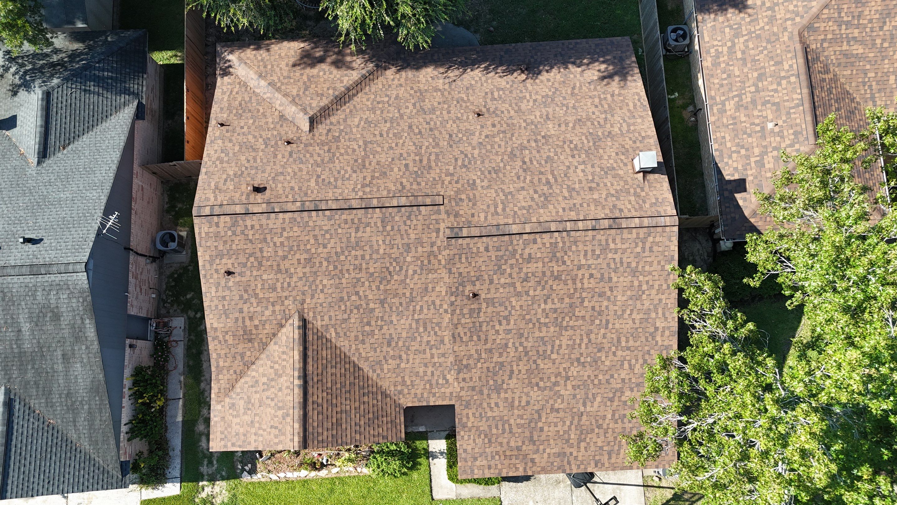 Atascocita Roof Installation using Atlas Pinnacle Pristine by Modern BYLT Roofing & Construction