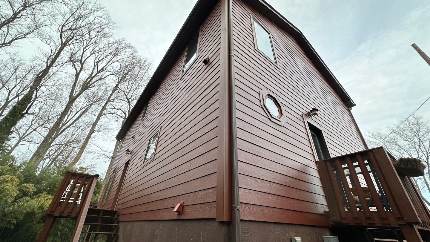Siding Installation using JH Plank Select Cedermill Eased Edge by ExteriorPros