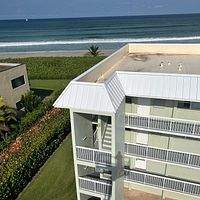 .032 Aluminum 1.5" Mechanical Seam Regal White by Total Roofing System The Metal Roof Experts