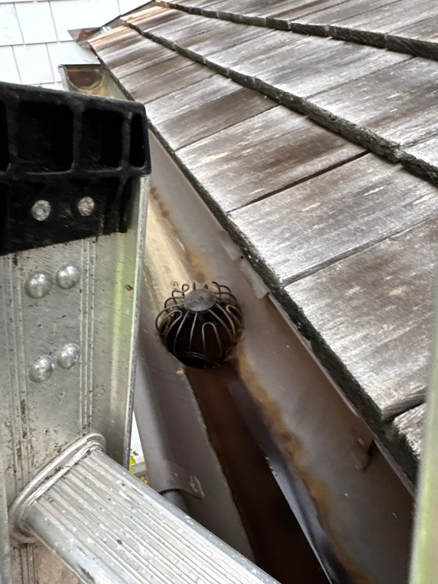 Gutter Cleaning in Fair Haven, NJ by Clearview Washing