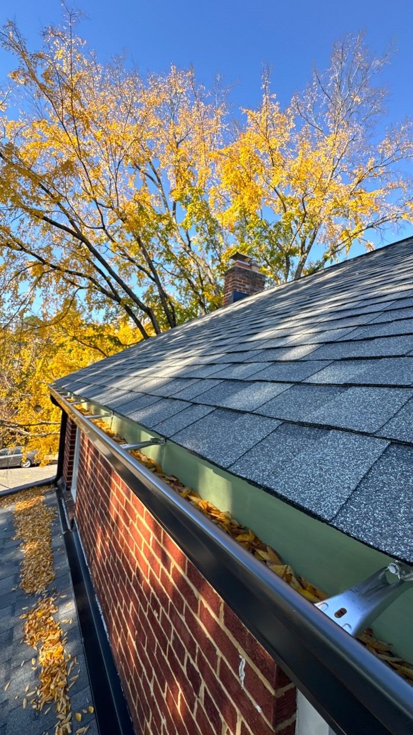Arlington: Residential Roof Replacement With CertainTeed Landmark Designer Shingles in Georgetown Gray by RM Banning, Inc.