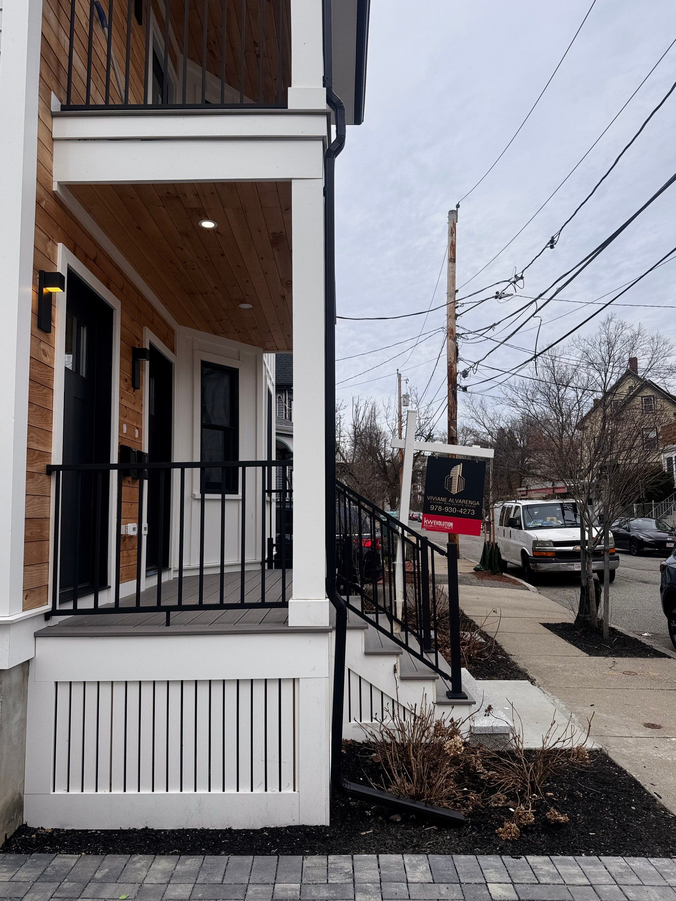 Black Gutter Installation by JOHNNYS PRO