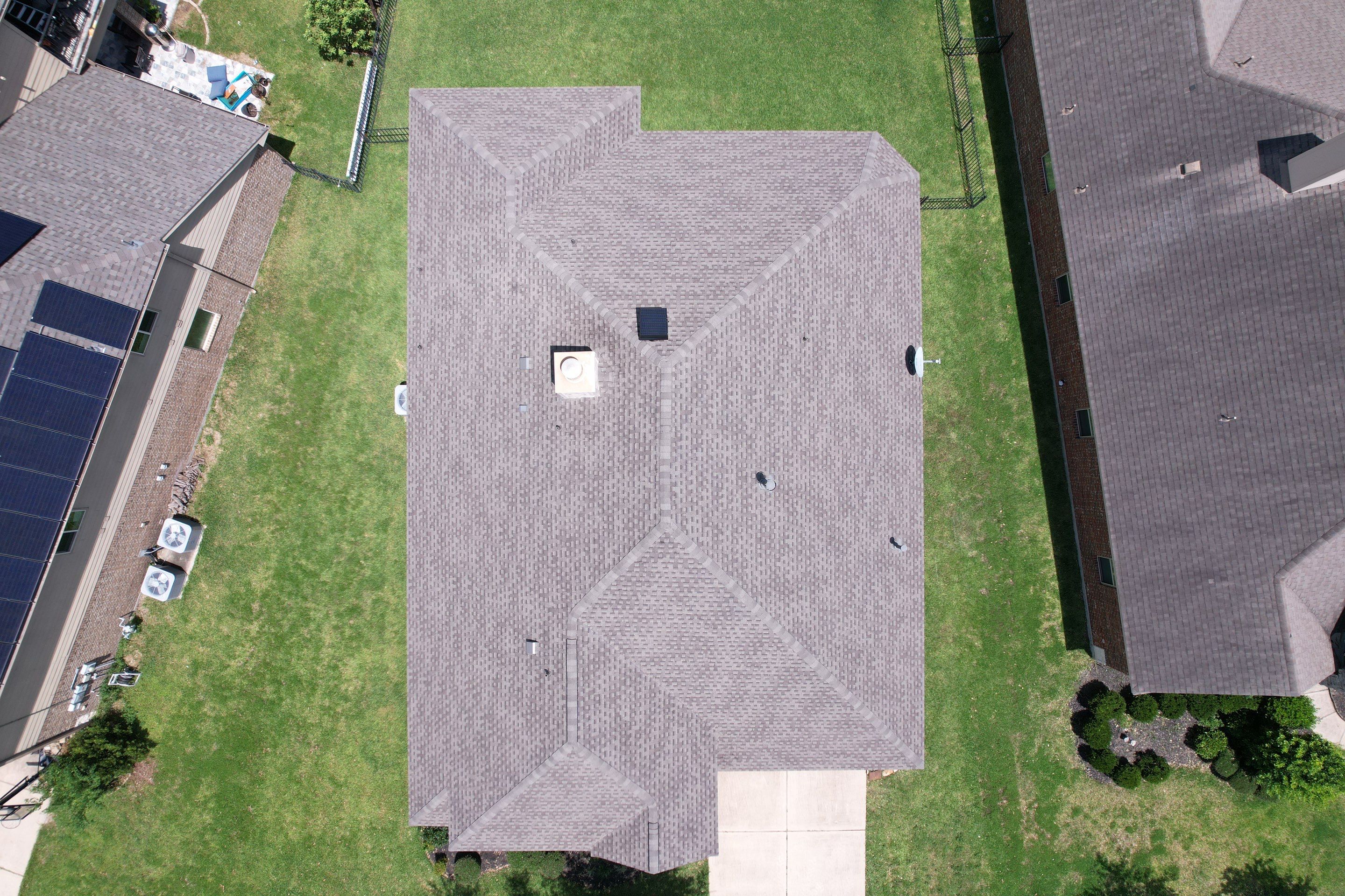 GAF Timberline HDZ Weathered Wood by STX Roofing