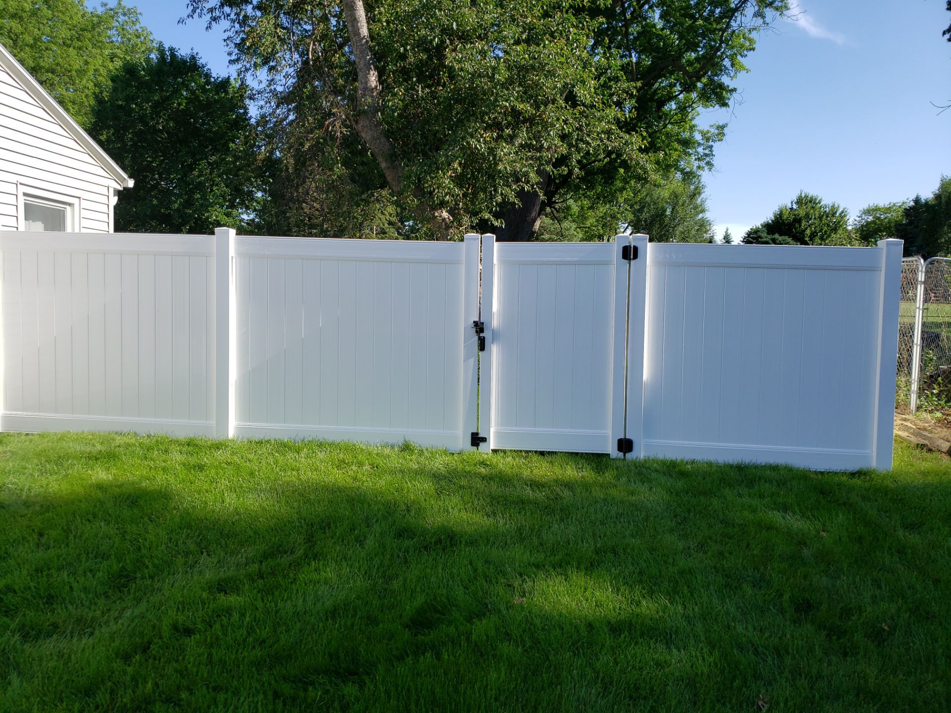 Project in Cedar Falls by Perfect Picket Fence and Stain
