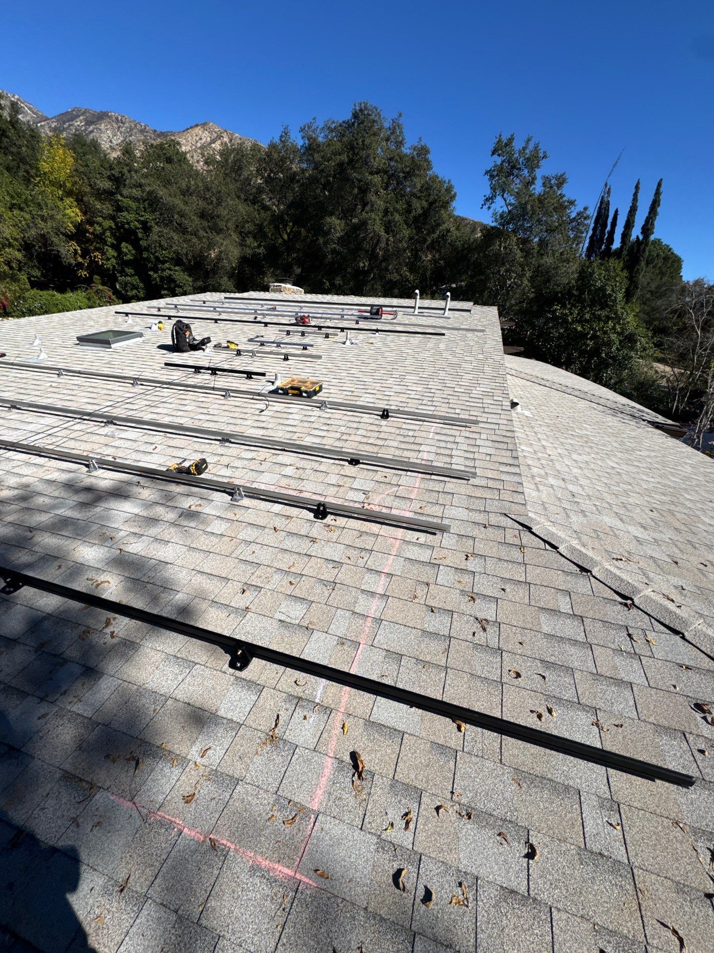 26-Panel Solar Array and Tesla Powerwall Installation in Pasadena by AWS Solar