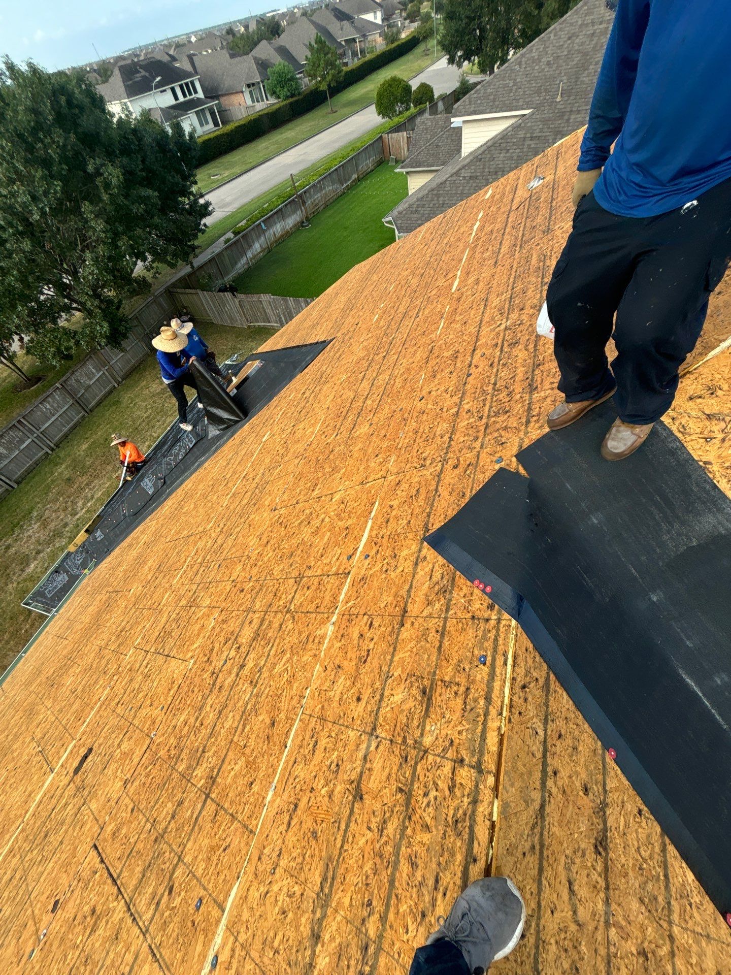 Residential Roofing Installation using Owen's Corning Duration (Lifetime) Shingles by Roof Repair Company