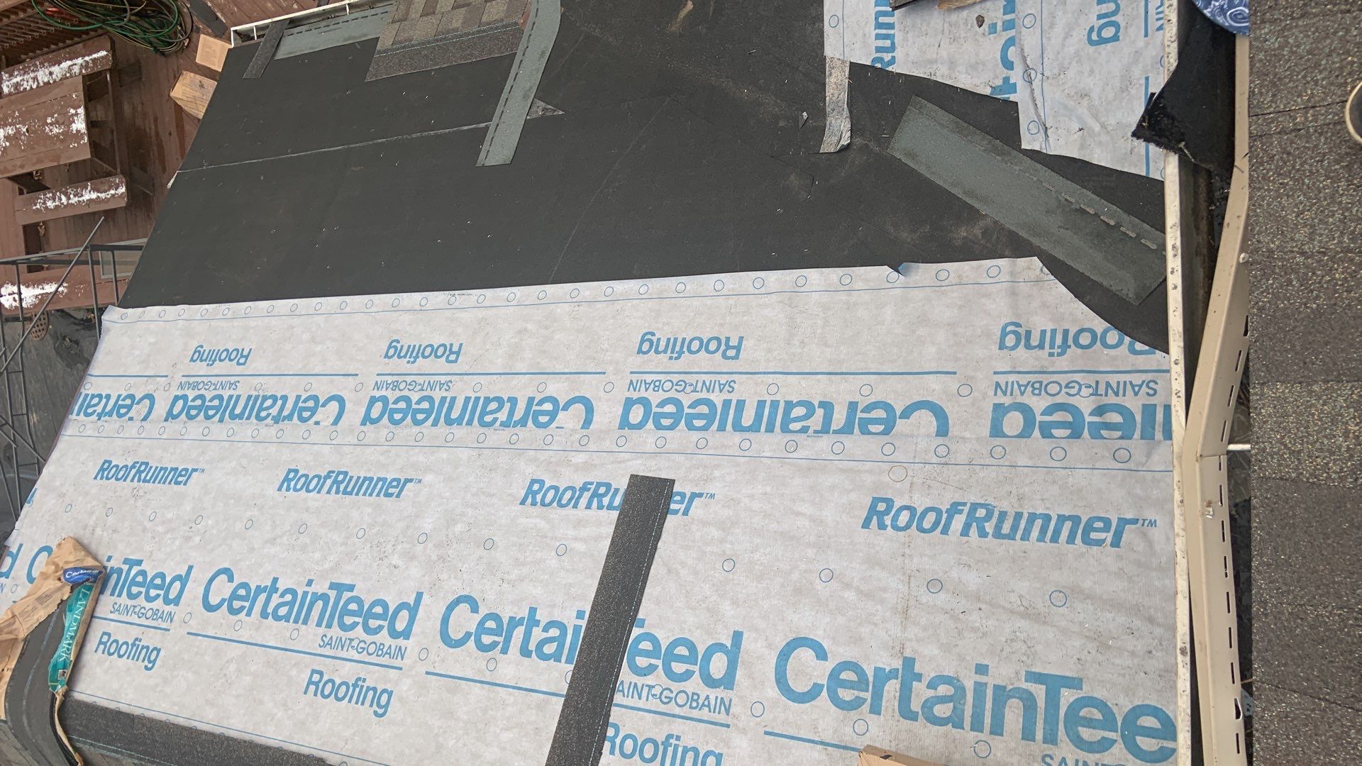 Roof Replacement using CertainTeed Landmark by 180 Contractors
